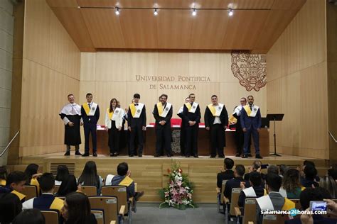 Doble Acto De Graduaci N En La Universidad Pontificia