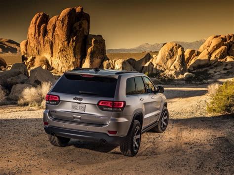 Tacoma Dodge Says Hello Jeep Grand Cherokee Trailhawk Vj Drives Tacoma