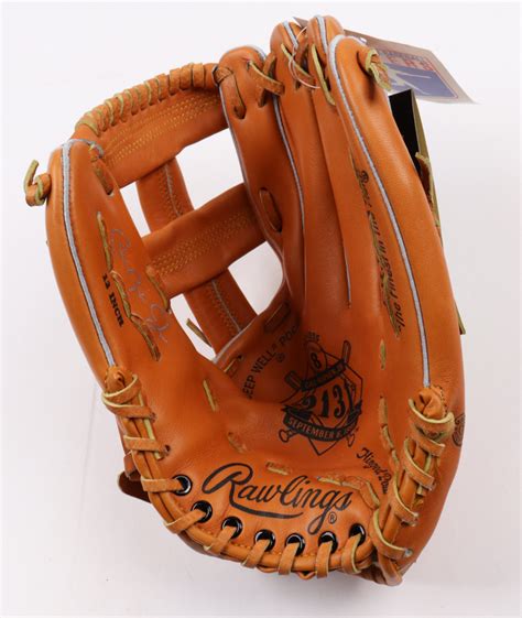 Cal Ripken Jr Signed Rawlings Baseball Glove Beckett Pristine Auction