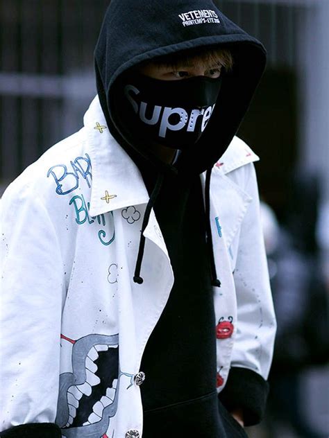 Rob Someone In Style With The Supreme Facemask Supreme Clothing Cool