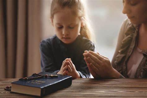 7 Tips For Praying Over Your Child When You Feel