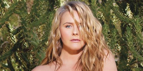 Alicia Silverstone Poses Nude For New PETA Campaign