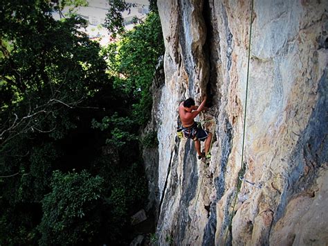 Sport climbing and trad climbing. Malaysia Rock Climbing Destinations - Batu Caves ...