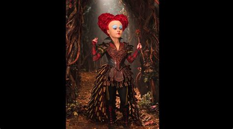 red queen through the looking glass ~ detailed information photos videos