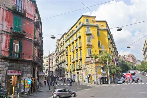 5 Reasons To Visit Naples Italy — The Crown Wings