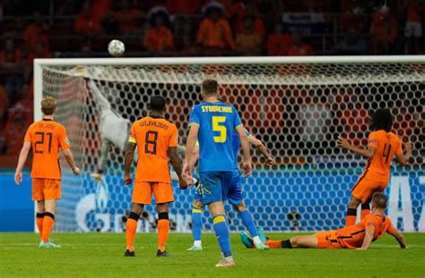 Bilanz aller gepfiffenen spiele 2020/2021. Felix Brych zeigte eine gute Vorstellung bei seiner EM ...