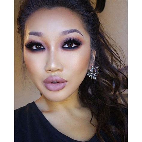 Motives Cosmetics On Instagram “glam Gal Xthuyle Giving Us This Gorgeous Smokey 🚬 Using Moti