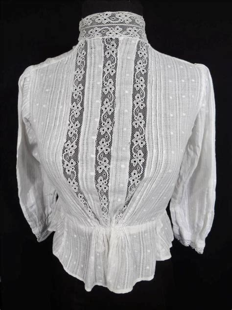 Rare French Victorian Edwardian White Brocade Cotton And Lace Blouse