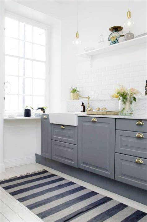 Finn inspirasjon til nytt kjøkken, nytt bad eller ny garderobe i den nye katalogen. Image result for grey bodbyn ikea kitchen | Kjøkken ...