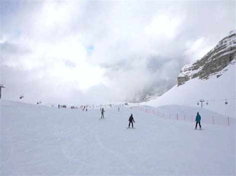 La vostra base tra le dolomiti. CAMPIGLIO: RAMO SUGLI IMPIANTI RAGAZZO SBALZATO FUORI ...