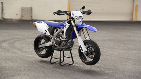 7 Things You Want In A Street Legal Dirt Bike And 4 You Dont