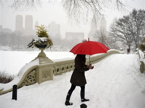 Nyc Weather Blizzard Conditions 18 Inches Of Snow Forecast New York