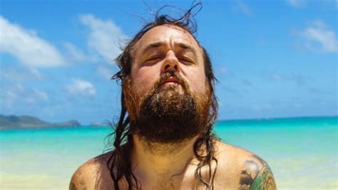 Pawn Stars Chumlee Sexy Beach Pic Too Hot For Instagram