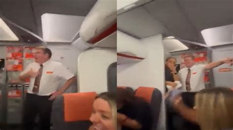 Couple Caught Having Sex On Board Flights Toilet Netizens Welcome Them To Mile High Club