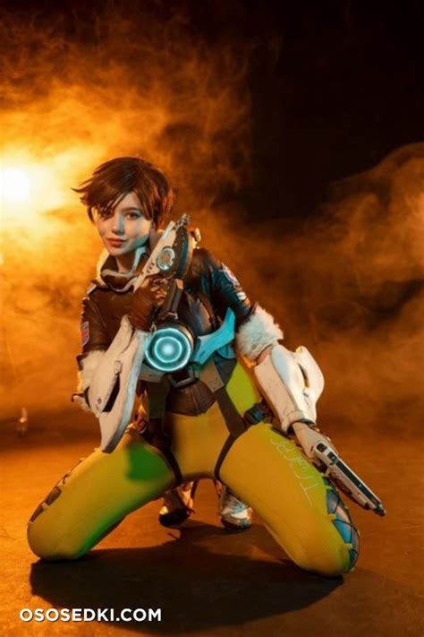Alina Becker Tracer Overwatch Naked Cosplay Asian 28 Photos