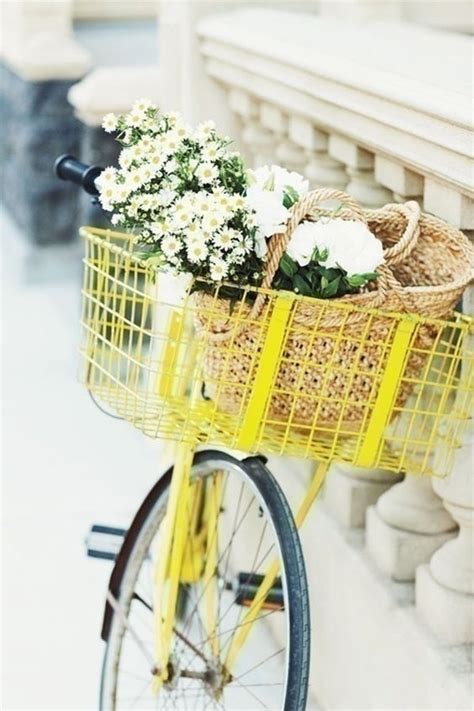 How To Incorporate Bicycle Decoration Trend In Your Wedding Decor
