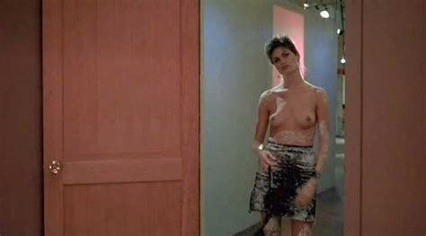 Linda Fiorentino Nude Collection Exhibited Photos The Fappening