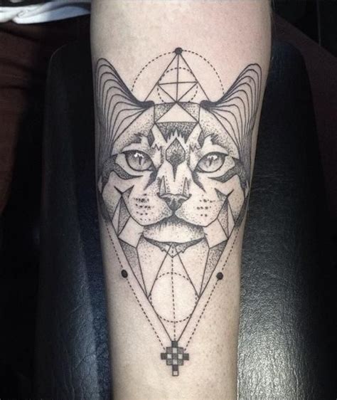 Geometric Cat Tattoo By Emrah Özhan Tatto