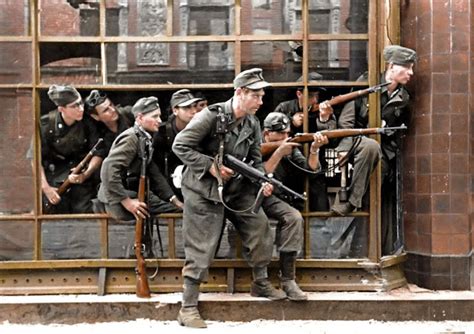 30 Incredible Vintage Photos Of Warsaw Uprising Have Been Brought To
