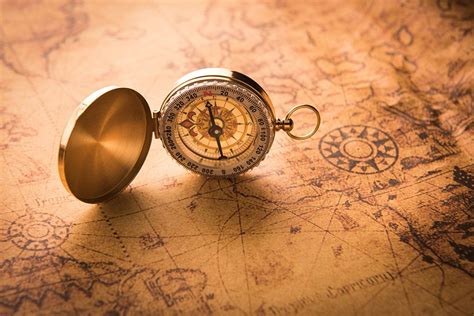 Compass On Old Map Vintage Style Wall Mural Wallpaper Canvas Art Rocks