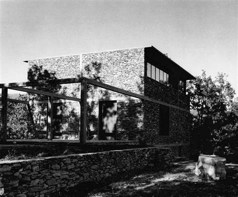 Herzog And De Meuron Stone House Hic Arquitectura