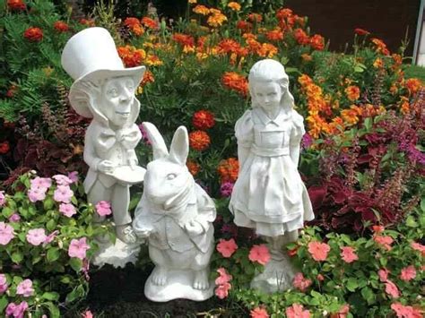 Love This Alice In Wonderland Garden Set Decorating Design