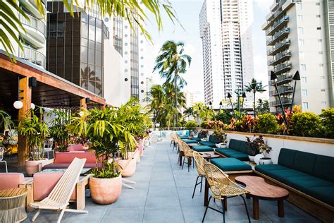 The Laylow Waikiki Hotel Wanderlustyle Hawaii Travel And Lifestyle Blog