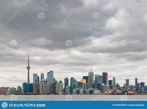 Toronto Skyline Cloudy Stock Image Image Of Modern 229427087