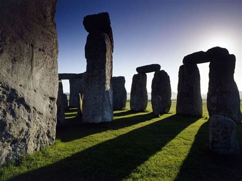 Archaeologists Pinpoint Origins Of Stonehenges Mysterious Megaliths