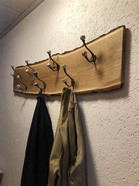 Garderobe bauen holz is free hd wallpaper. DIY Geraderobe | Garderobe holz, Haken garderobe ...