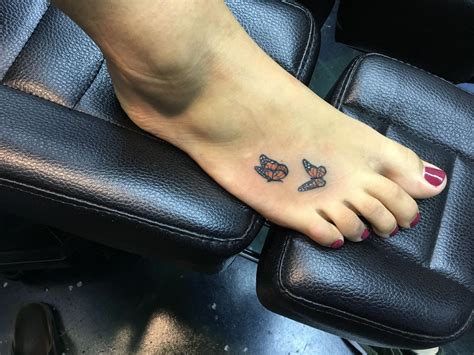 tiny-monarch-butterflies-foot-tattoo-butterfly-foot-tattoo,-foot-tattoo,-vine-foot-tattoos