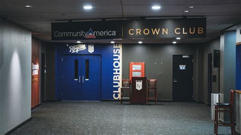 Kc Royals Bats Crown Club Seats Awesome Home