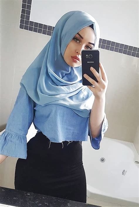 Arab Hijab Big Booty Babe Muslim Chick