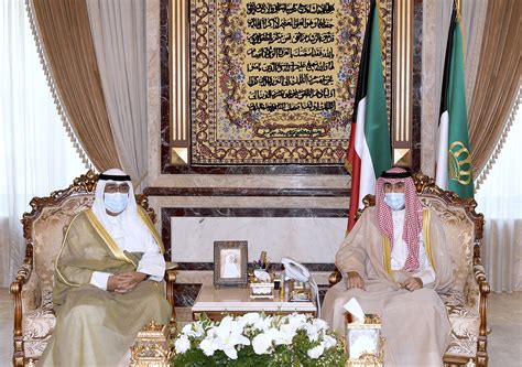 كونا Kuwait Amir Receives Crown Prince Top Officials