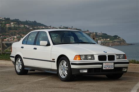 1995 Bmw 325i 5 Speed For Sale On Bat Auctions Sold For 8000 On