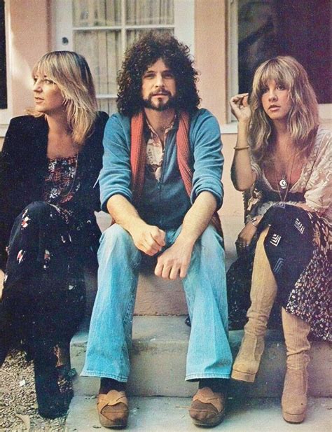 Christine Mcvie Lindsey Buckingham And Stevie Nicks Of Fleetwood Mac Stevie Nicks Style