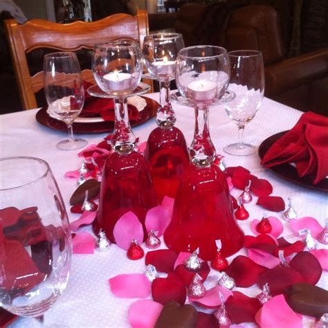 French decor, menu, and a fun game to transport you and your friends to paris for a valentine's day dinner to remember. Valentine dinner | valentines | Pinterest | Valentines and ...