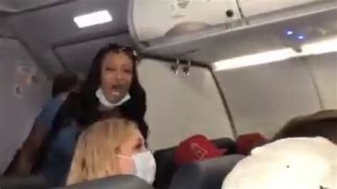 Woman Kicked Off Flight After Bizarre Anti Face Mask Rant Au — Australias Leading