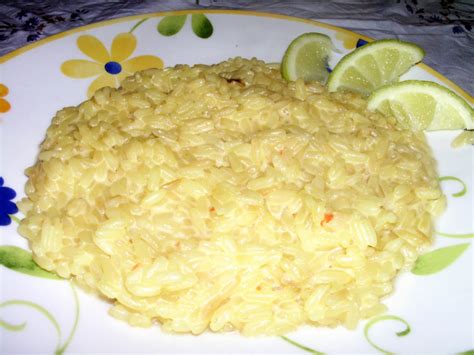 E una ricetta originaria dell'india del sud. Risotto al limone