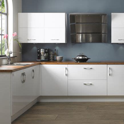 We offer ready to assemble kitchen cabinetry in over 41 door styles. John Lewis City White Gloss Kitchen. Kitchen-compare.com ...