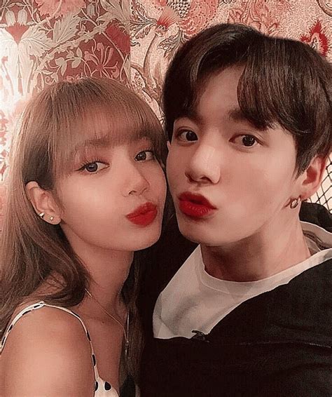 What other fantasy couple do you think would look so good together? Pin oleh Kira_The_Trickster di Шипы | Gambar, Janji ...