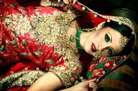 Recently, ainy jaffri of 'aseer zadi' and 'meri behn maya' fame, tied the knot with u.k based faris rehman. Pakistani Bridal Wedding Dress By Ainy Jaffri - XciteFun.net