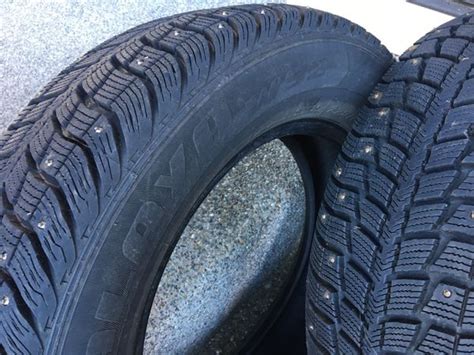 Studded Snow Tires 22560r16 Like New For Sale In Kent Wa Offerup