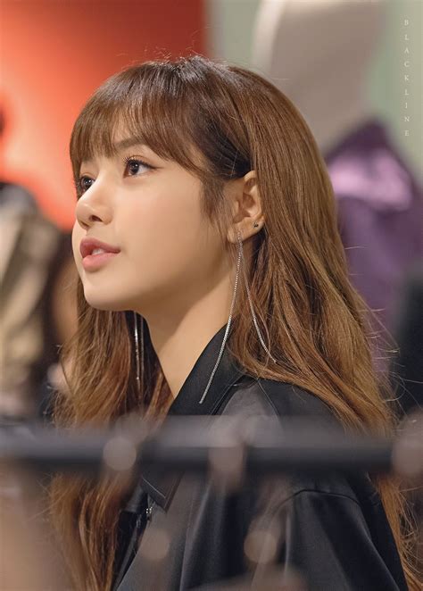 25 Times Blackpinks Lisa Blinded Us With Her Beauty Koreaboo