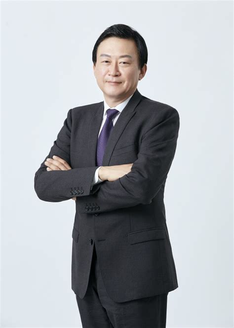 삼성바이오로직스, 모더나 백신 위탁생산 유력.주가 급등. 존 림 삼성바이오로직스 부사장, 신임 대표이사 사장으로 승진 ...