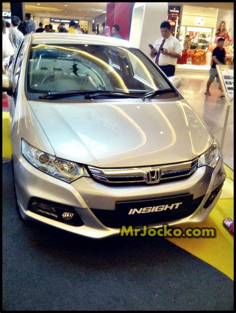 Kalau anda bergaji 3000 ke atas, anda layak untuk pakai kereta honda baru nie. Ada Promosi Kereta Honda Di MidValley