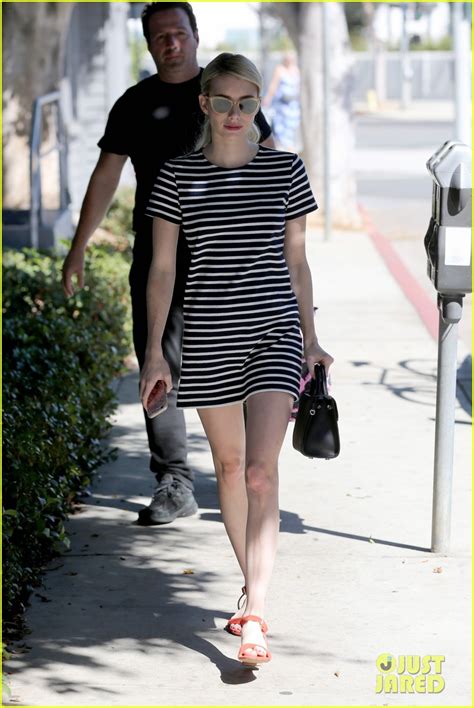 Emma Roberts Shares Her Gym Routine Photo 1027040 Photo Gallery Just Jared Jr