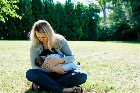Breastfeeding Outside Vivien Stembridge Flickr
