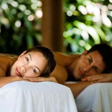 Very Helpful Aromatherapy Massage Techniques For Aromatherapy Massage Pictures Couples Massage