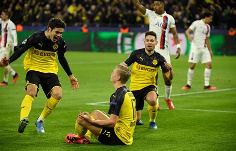 Latest on borussia dortmund forward erling haaland including news, stats, videos, highlights and more on espn. Erling Haaland beats Barcelona star Ansu Fati in Golden ...